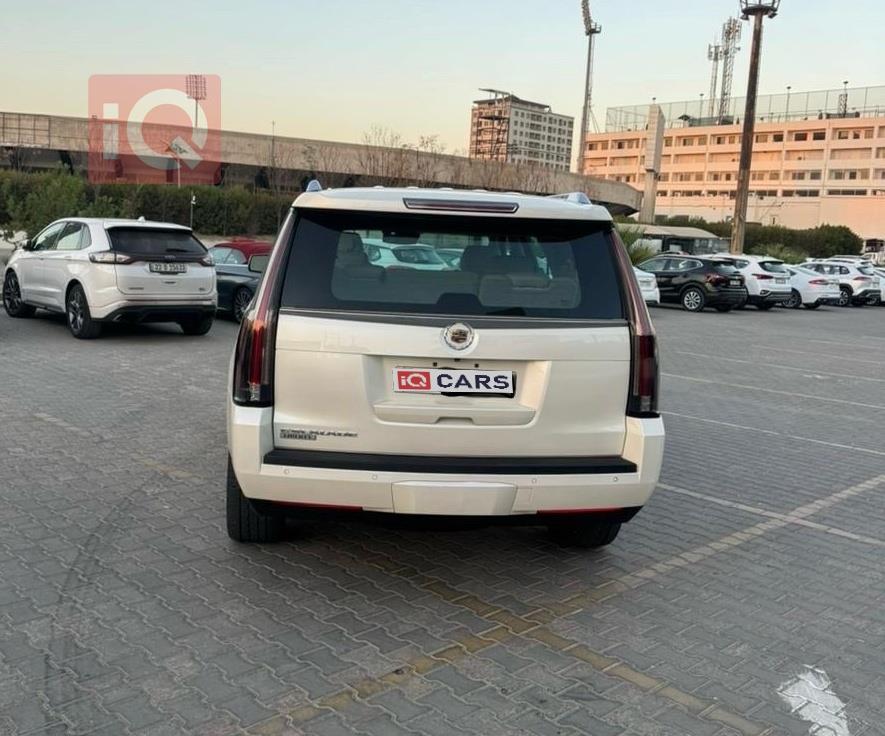 كاديلاك اسكاليد